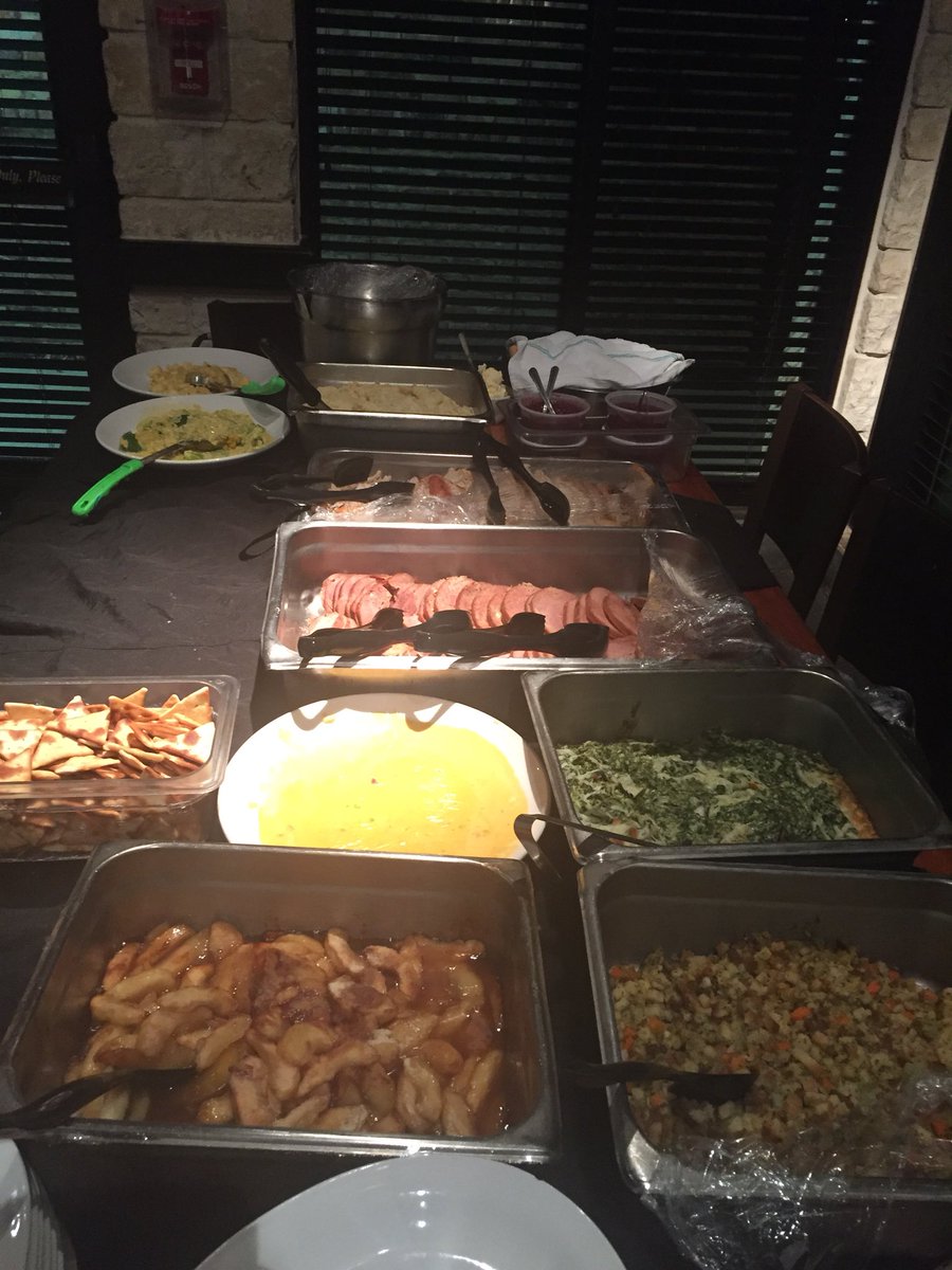 Chiintex's tweet photo. Breakfast and dinner for my hard working teams. Merry Christmas twittervurse! https://t.co/kkJzXAmgsw