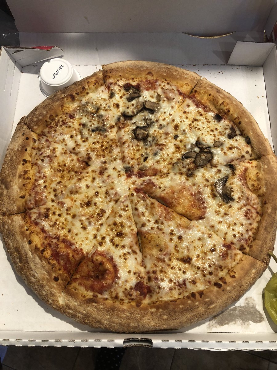 wtf is this we ordered a FULL MUSHROOM PIZZA <a href="/PapaJohns/">Papa Johns</a>