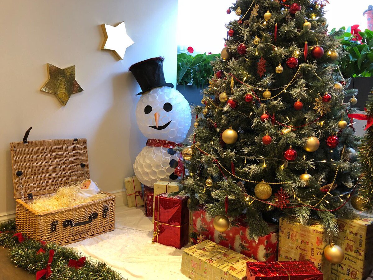 Cinn Edgware Road On Twitter Sending You Christmas Smiles From