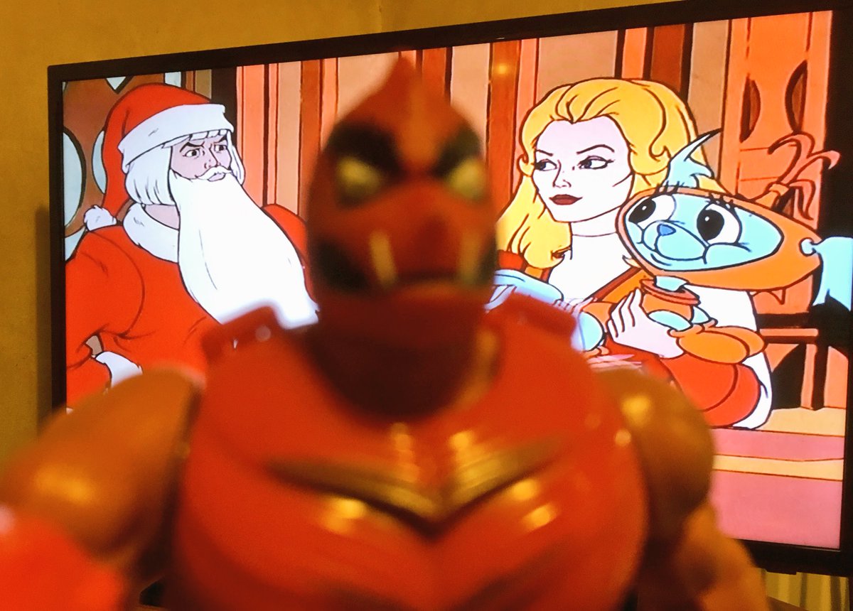 lobsuperstar's tweet photo. Hope you’ve all had a great Christmas Day and have celebrated it in the true and traditional way. #AndThenTheyExplode https://t.co/SFQkKABaPF