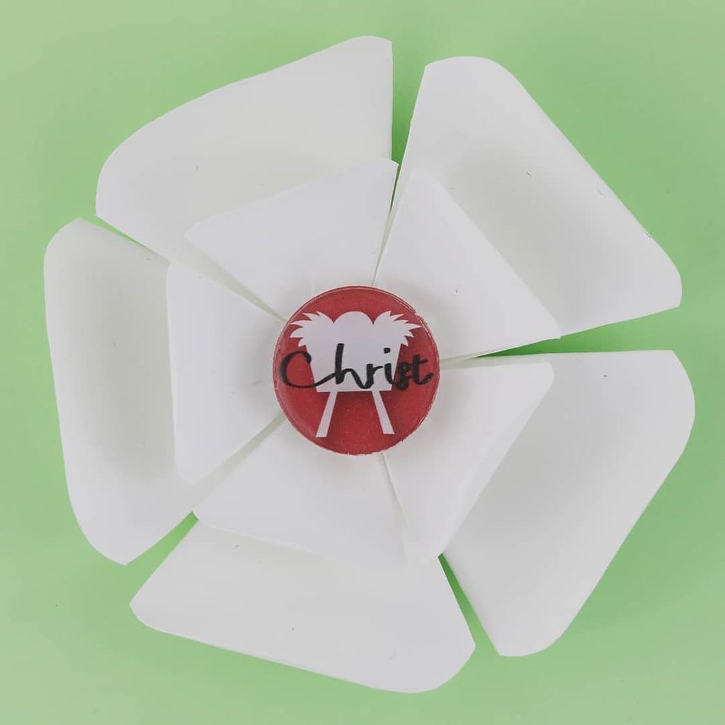 fablossom's tweet photo. Advent Flower : Christ
Fablossom Paper DIY Refill Kit.

#fablossom #advent #diychristmas #diycrafts #paperflowers #papercraft #papercrafts #papercrafting #christ https://t.co/Ydnk2wjeeP https://t.co/k9fJ9xgLhw