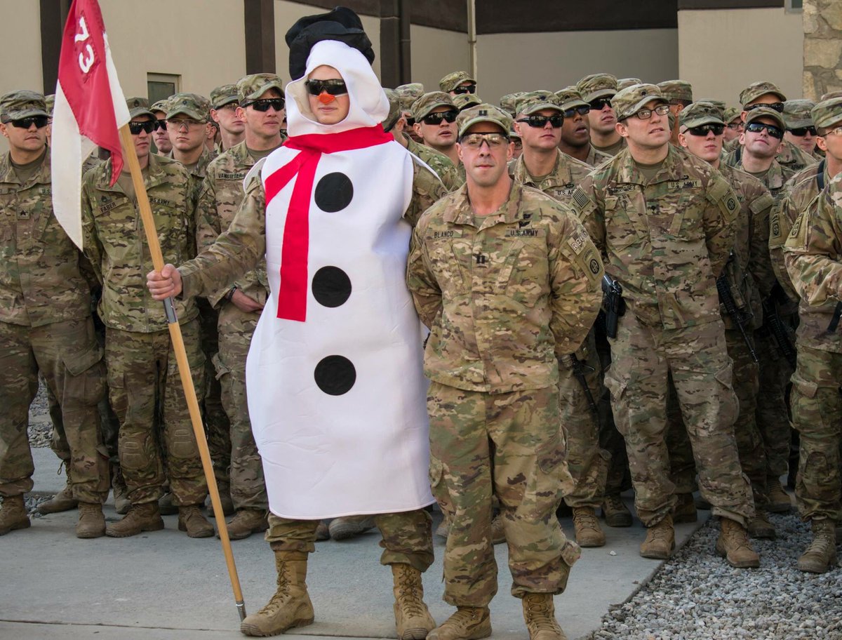 82ndABNDiv's tweet photo. Today remember our 3,000 All American Paratroopers in Afghanistan and Kosovo.

Our Paratroopers are celebrating #ChristmasDay2017 away from home.

#MerryChristmas2017 #MerryChristmasEveryone https://t.co/llCOoOUImj