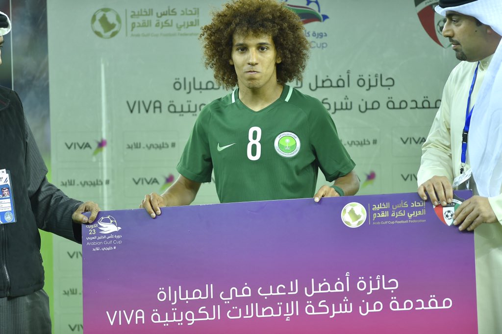 mbcsports's tweet photo. حصل لاعب المنتخب الوطني علي النمر على جائزة أفضل لاعب في مباراة المنتخب السعودي أمام المنتخب الإماراتي 
#برو_سبورت
 @SaudiNT https://t.co/Ehb3H6W3zl