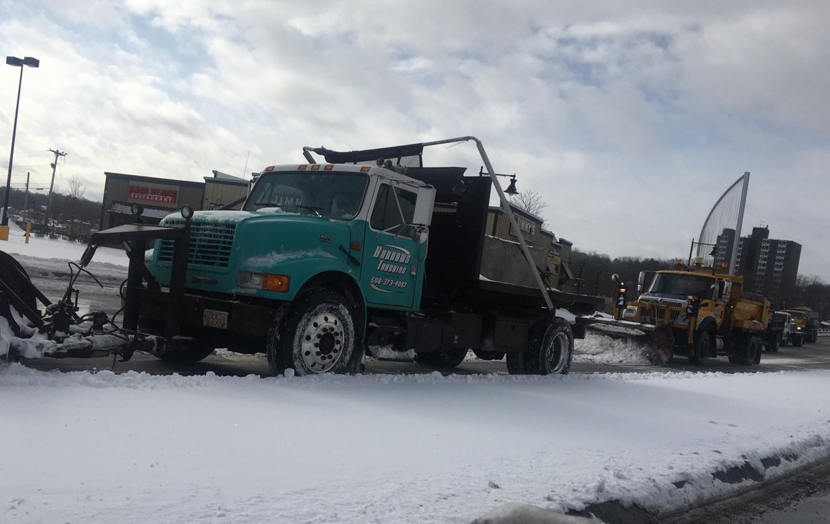 telegramdotcom's tweet photo. Roads down to pavement in many parts of Central Mass. Hereโs a pic of crews on Burns Bridge at Lake Quinsig. #ClearSailing. https://t.co/XVchkeGpaG