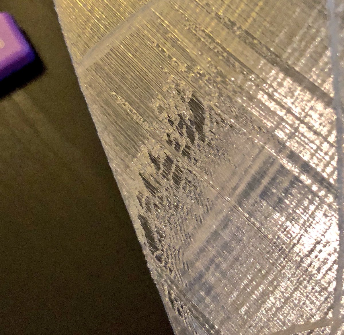 alsmiffy's tweet photo. Getting this print issue on an Anet A8 3D printer, might be something to do with the extrusion multiplier. Anyone know what they’re doing with these know solutions? #3DLabPrint https://t.co/bUvOepvGOQ