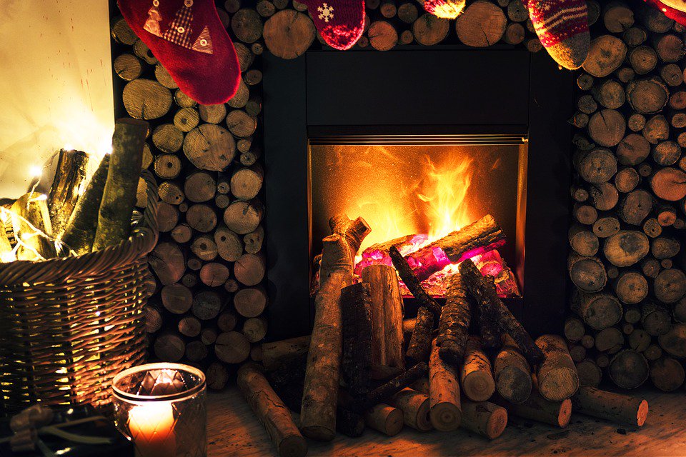 Isotrak_NA's tweet photo. A very happy holidays to all our followers! https://t.co/vzrhUrrwUy