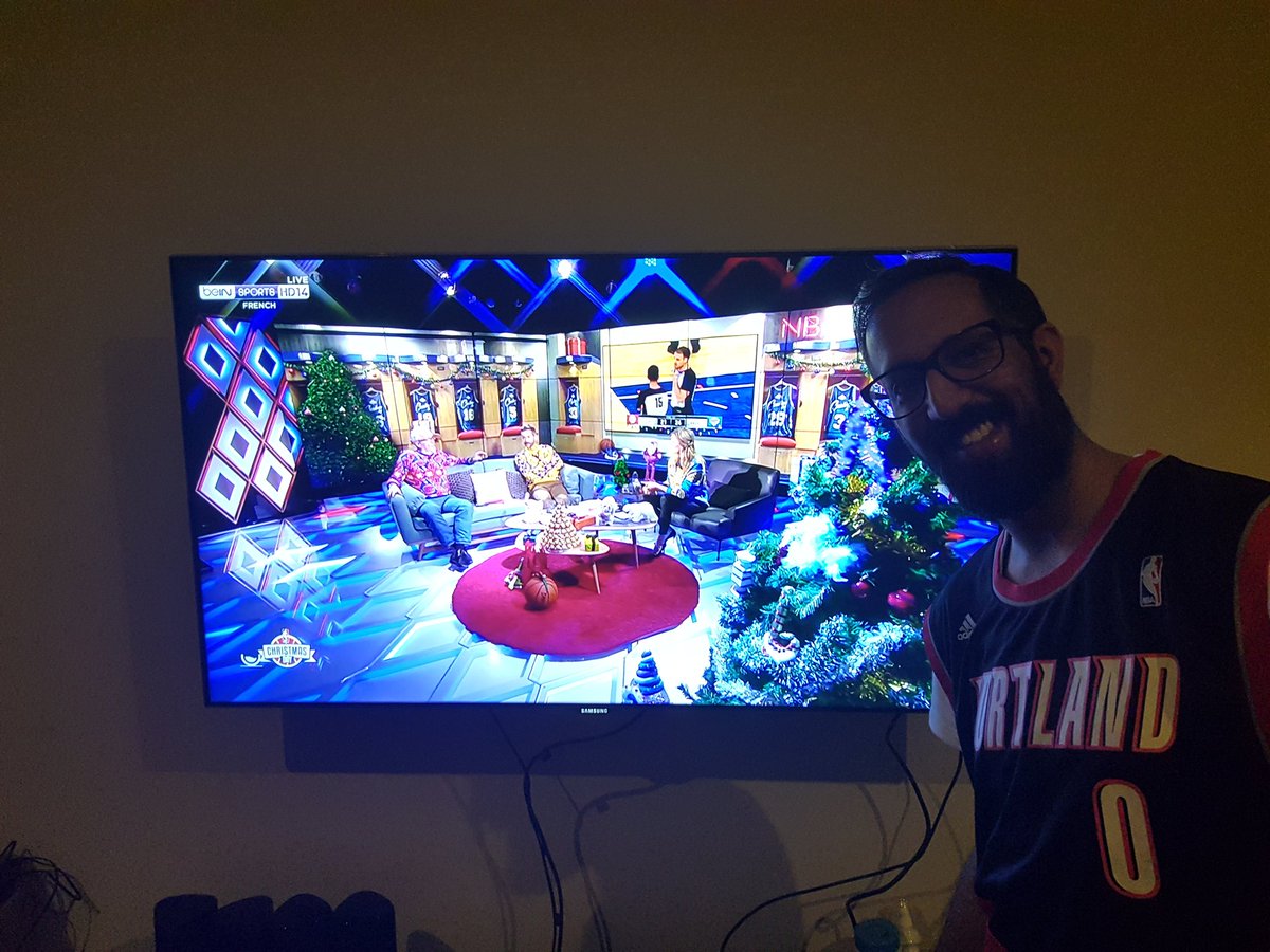 alijaffer's tweet image. #NBAExtra soiree noel avec @nbaextra Depuis Dubaï. Joyeux noël à tous .