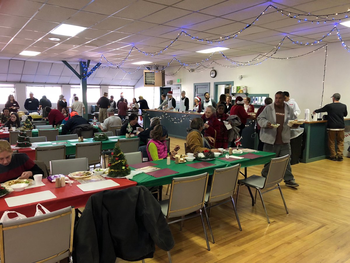 KenJarayMayor's tweet photo. Great Christmas Dinner in Manitou Springs. 11-1.  City Hall. Thank you to all who made this possible. https://t.co/MCcR21ND35