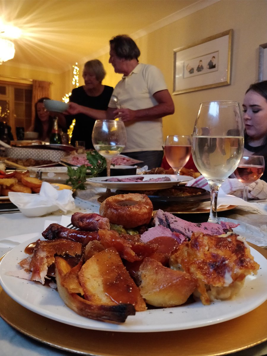 AP_Magazine's tweet photo. With one photo - sum up your Christmas day!
#APpySunday
Oh, and happy Christmas from all of us at Amateur Photographer Magazine! https://t.co/iFf34j04K2