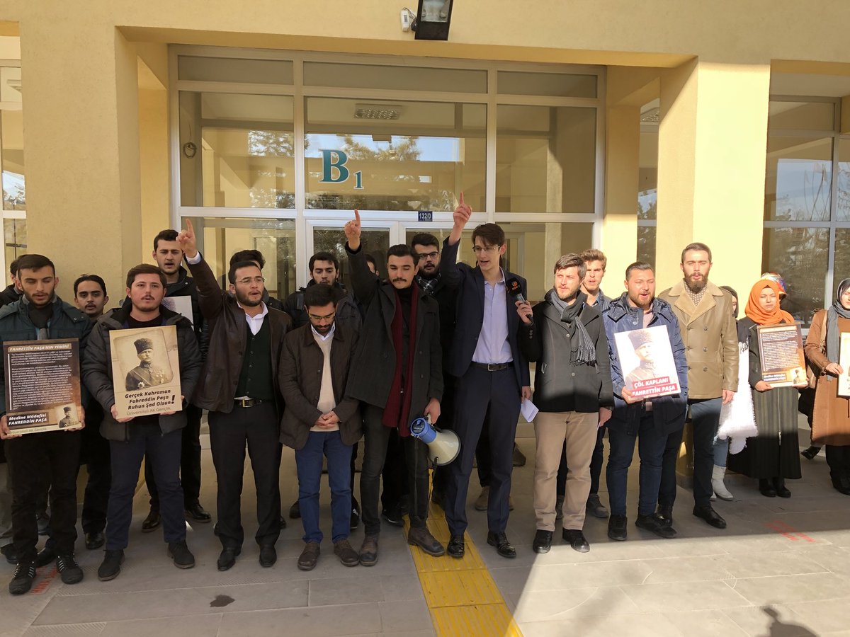 uniakkonya's tweet photo. @vahitatalan @ahmetmuratkoru @ismailyilmazkan 2| Medine Muhafızı Fahreddin Paşa ve onun üzerinden Reis-i Cumhurumuza yönelik iftira ve karalama kampanyalarına, Konya Necmettin Erbakan üniversitesinde yaptığımız basın açıklaması ile tepkimizi dile getirdik.
#KahramanFahreddinPaşa https://t.co/4HOFYHpNT4