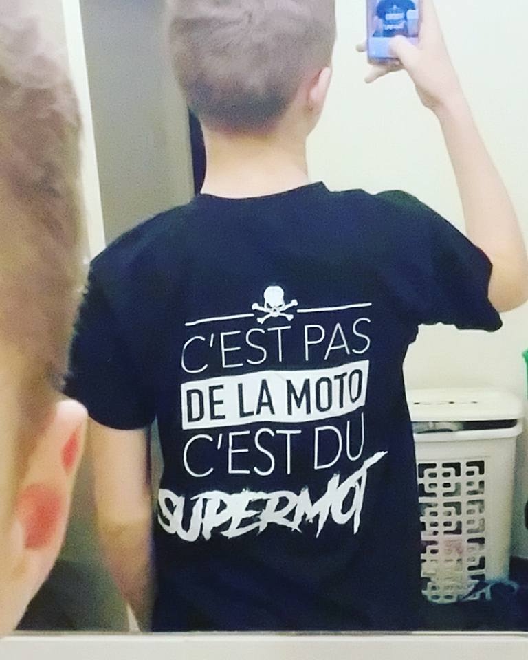 KvxtGod's tweet photo. @KIKANINAC Je l'es eu a Noël ! :) https://t.co/m0fsHHfrmy