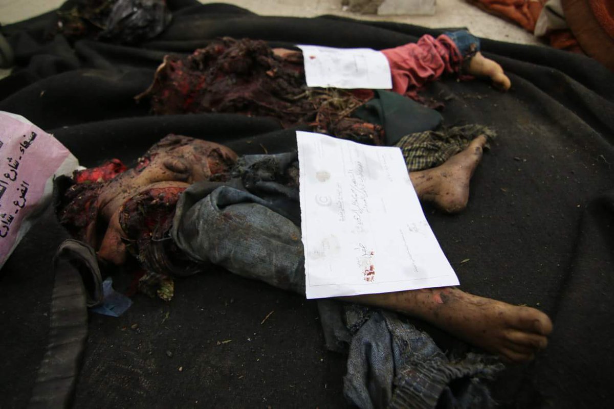 alyemen's tweet photo. #Dhamar
Several airstrikes targeted the building of the #Customs_Department in Dhamar, which killed 10 civilians and injured 55 others 4 of them have serious injured ...

#AgainstAlsaud
#Yemen
#Saudi_Arabia
#UnitedNations
#Decisive_Storm
#UNICEF
#HumanRights
#Trump https://t.co/wDy9rj6OaG