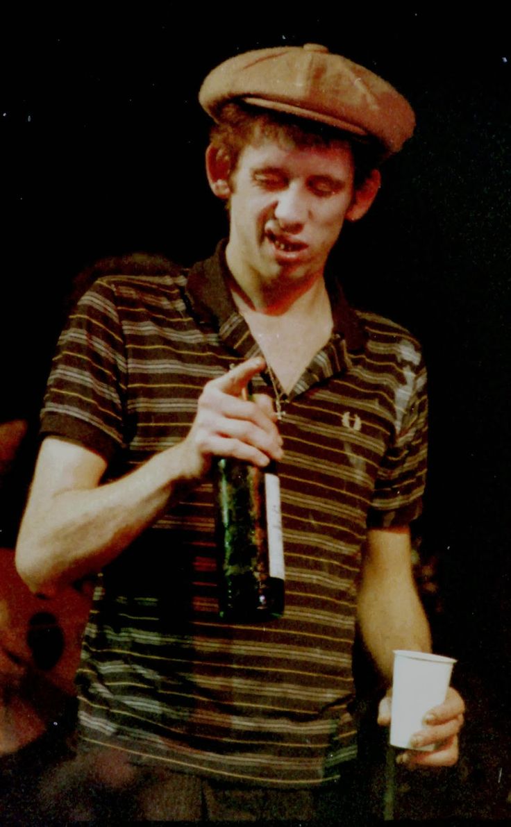 Happy birthday to the reason for the season: Shane MacGowan. 