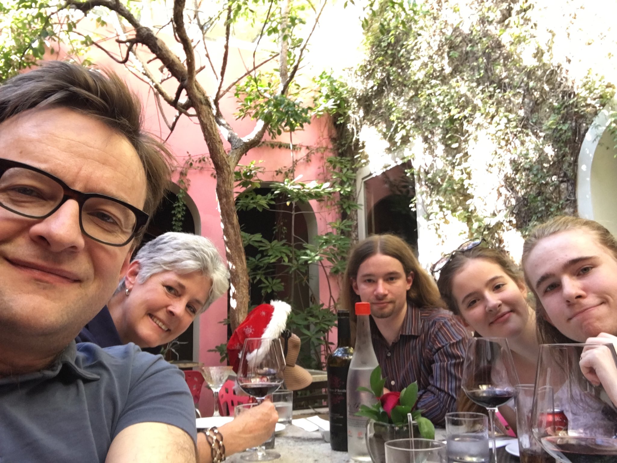 Tim Cresswell🏳️‍⚧️ on Twitter: "Family Christmas Mérida, Mexico! https://t.co/Gtfx50pTj8" / Twitter