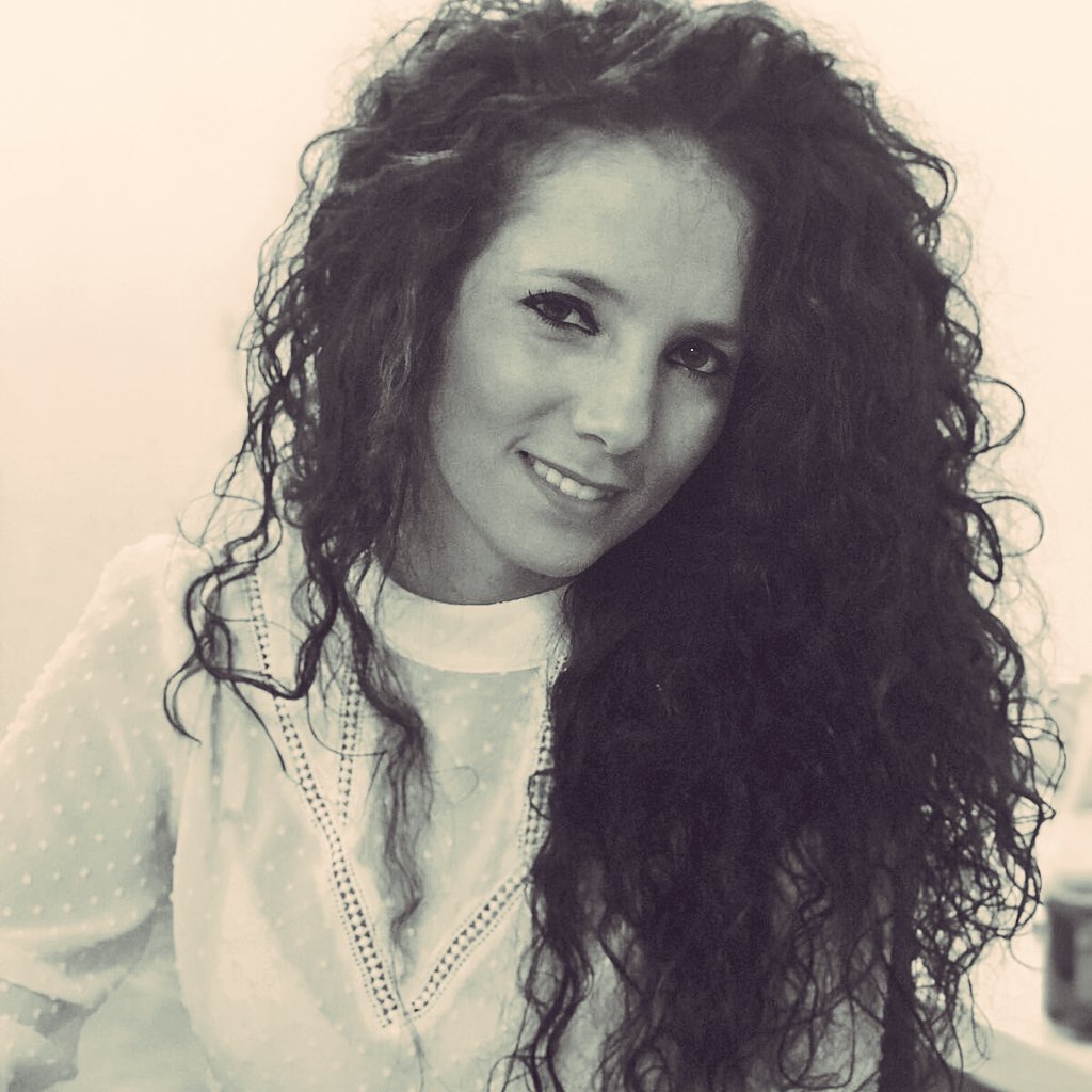Saraymoreno22's tweet photo. Y aty te gusta? https://t.co/fEF3tbS5fB