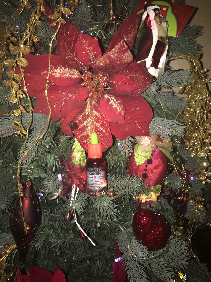 Merry Christmas 🎅🏻🎄
Promo code ➡️daddys20%
daddysvapor.com
#strawberryqueen #fryd #lemontwist #bananabutt #vape #vapelove