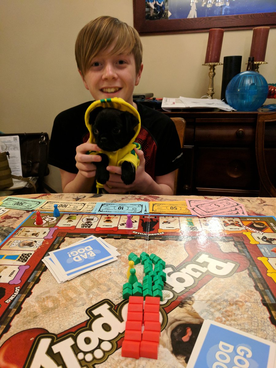 ActorXavierWolf's tweet photo. Playing #pugopoly with my pug #PugsOfInstagram a fun #christmasgift. https://t.co/jUI5ttl0F6