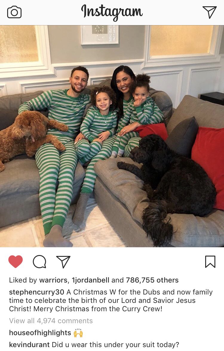 GSWdelivery's tweet image. KD: “did u wear this under your suit today?” 😂😂😂😂