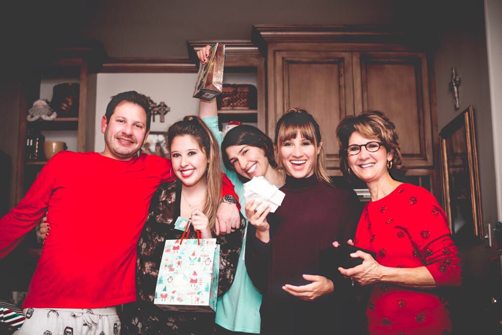 haashoficial's tweet photo. Disfrutar todo momento como si cada mañana fuera Navidad.❤️ #christmas https://t.co/mlwtxfBEs1