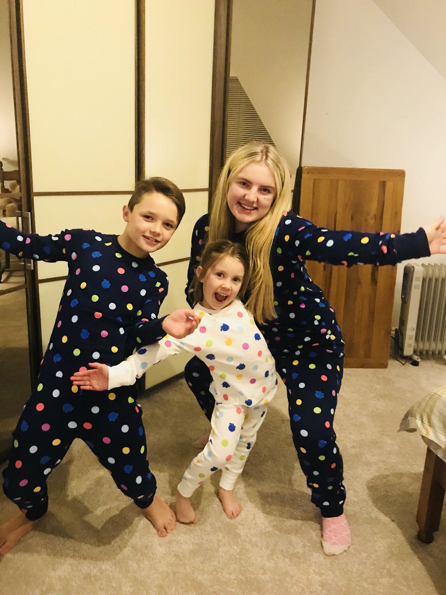 JennaYates2002's tweet photo. Merry Christmas @AlderHey #getspotty #supportingalderhey https://t.co/Nidcz7nu64