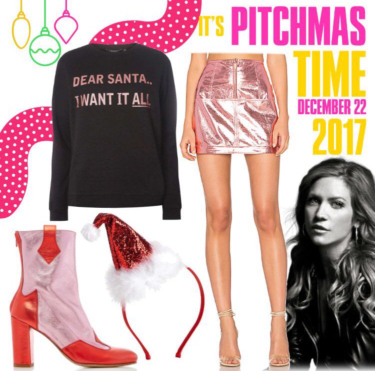 NeloApp's tweet photo. Merry Christmas! 🎅🏻🎄🎁

Did you already dressed your favorite Bella in Nelo app for chance of winning outfit you created for FREE? 

Go to https://t.co/5uwbznCFi1 to find out more
#PitchStyleContest #PitchPerfect3 @PitchPerfect https://t.co/agEhVzdOZV