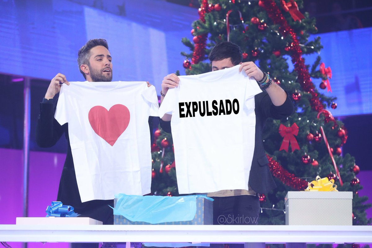 Skirlow's tweet photo. mi favorita es esa #OTNavidad https://t.co/oMse7H42Ai