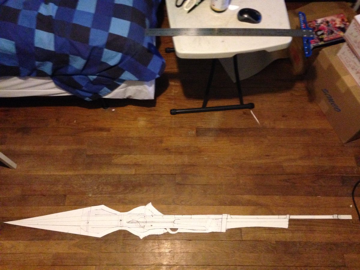TCosmiclatte's tweet photo. Merry Christmas and happy holidays to all! Just wanted to share a little of what's in the works. #holidayseason #rwby #RWBY5 #holidaycosplay #weaponprop https://t.co/RcMcN4lzYO