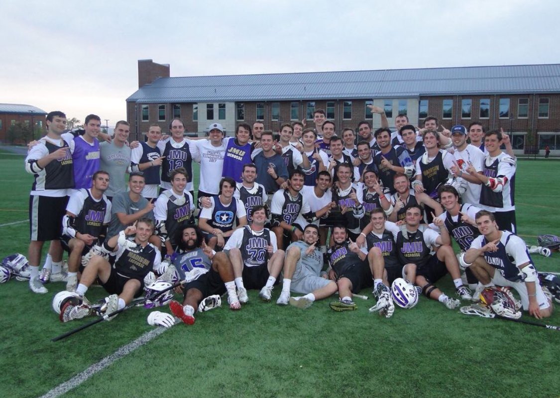 jmulax's tweet photo. Happy Holidays from our family to yours! Time to get back to work #JUICE https://t.co/Sb4e3CuUiI