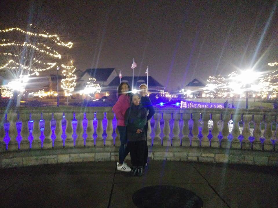 mylamarissa's tweet photo. Merry Christmas from me and my siblings! https://t.co/sN3b0bZChc
