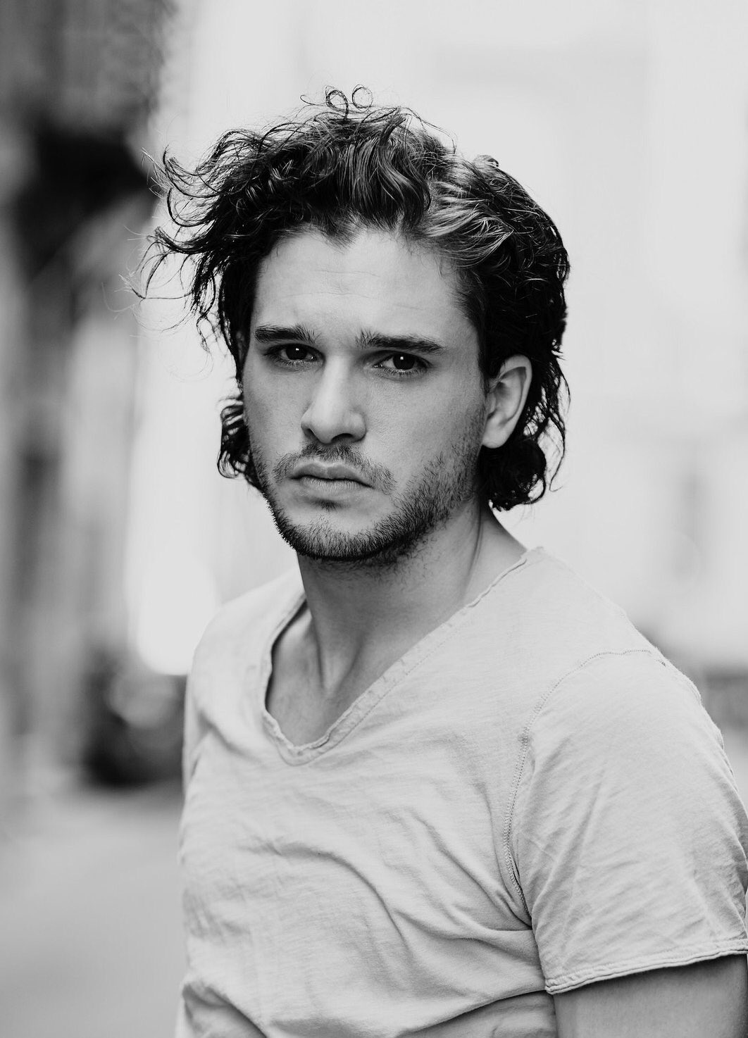 Happy 31st Birthday to Kit Harington!Long Live the King  