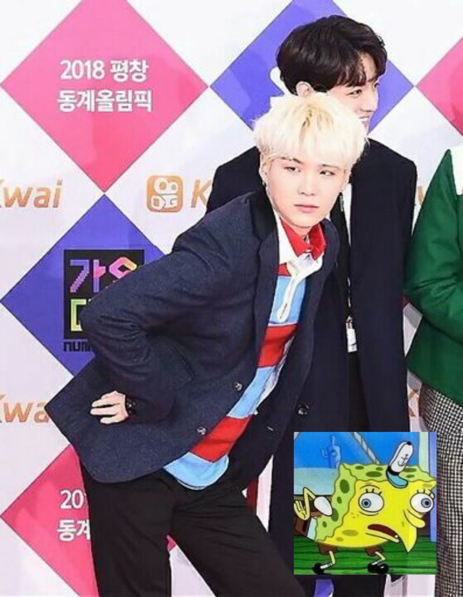MinAndia's tweet photo. "BTS is lipsyncing"
"BtS iS LipSYnCiNg"
#bts #btsmemes #btsmeme #BTSARMY #BTSMicDropRemix #btsmicdrop @BTS_twt https://t.co/541s8pXaZd