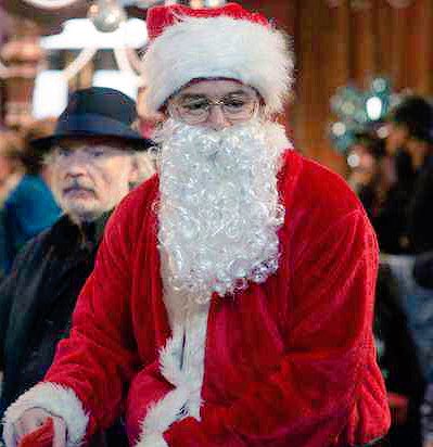 Wishing all our followers a great knees up Mick Carter style #MerryChristmas