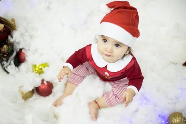 Dayanasb5's tweet photo. Tráiganme un babero por favor...🤤 #PrincesaDeLaTia #FelizNavidad2017 #Milabebe https://t.co/OaCjOzz0FJ