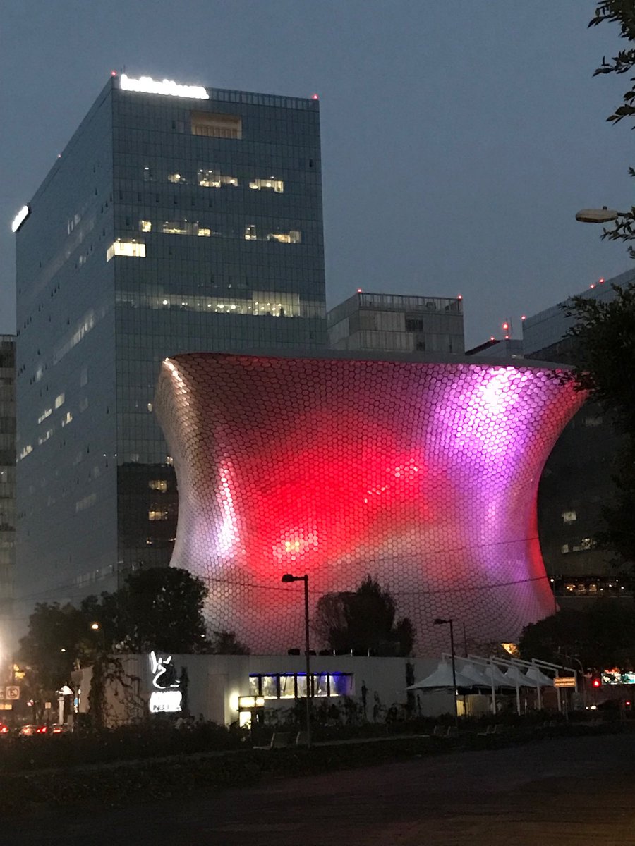lamisseconomia's tweet photo. ##MuseosCDMX #dic2017 https://t.co/2TJGVNaLsv