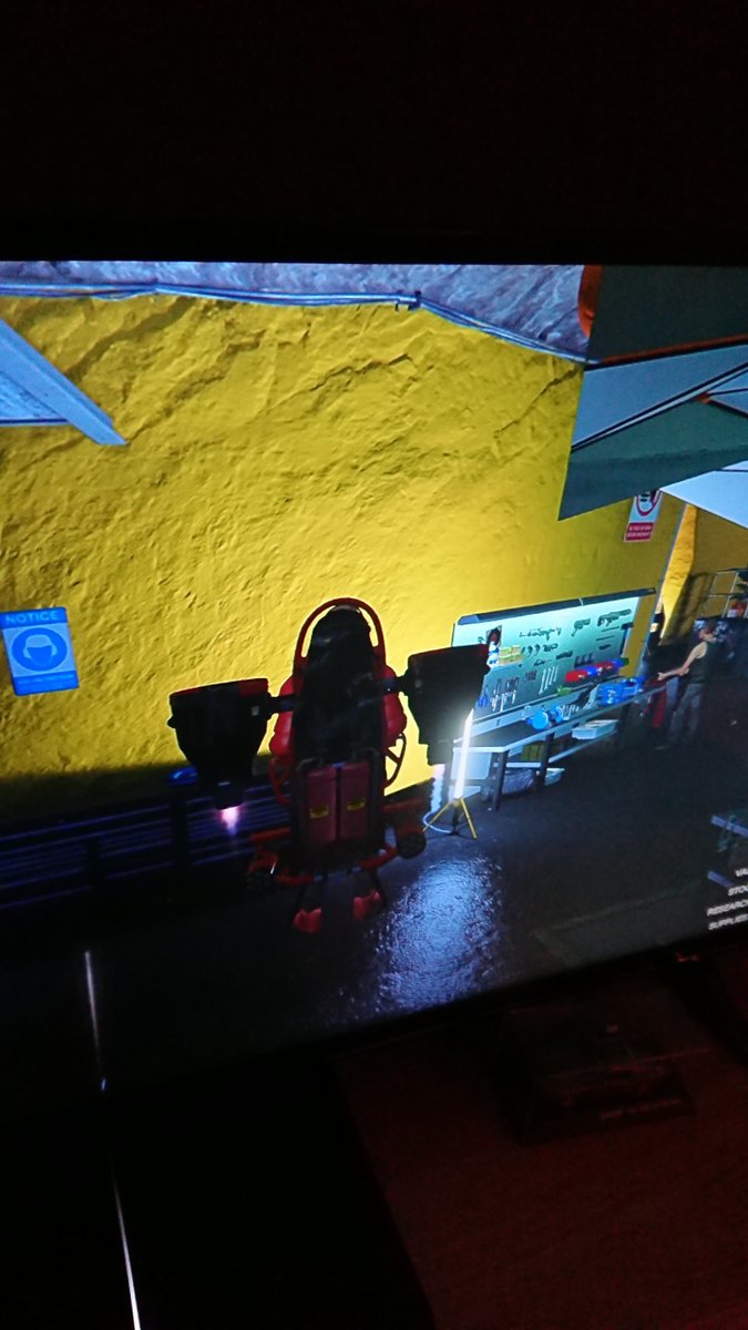 DGBXIX's tweet photo. @MrBossFTW jetpack in the bunker no mods https://t.co/RZLiT08LvX