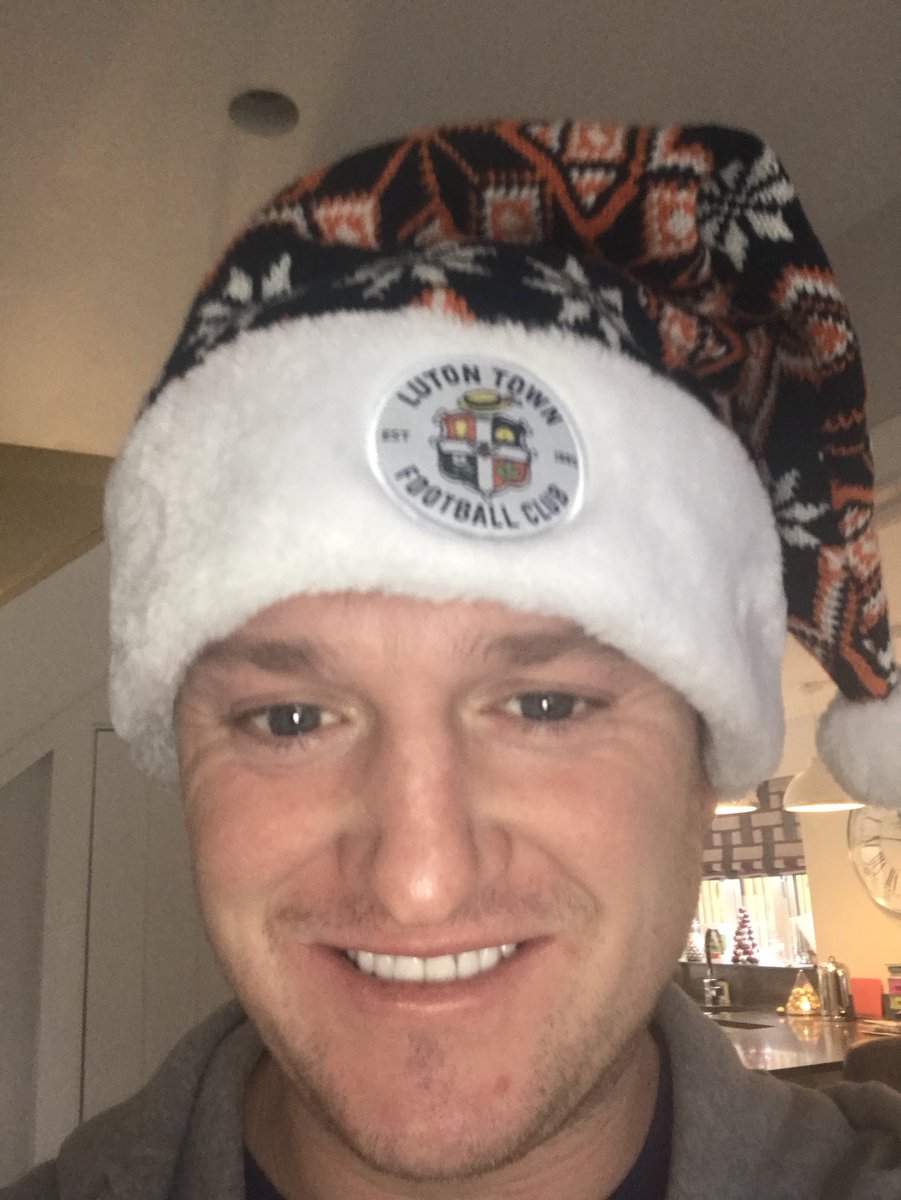 jdickson_765's tweet photo. Merry Christmas! Fuck Luton Town as well https://t.co/F2TvD7NdRt