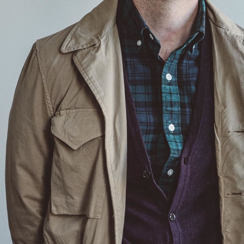 burzanblog's tweet photo. I hope everyone had a wonderful Christmas! 🎄🎄
@aspesiofficial jacket via @luxeswap, @bonobos black watch plaid oxford, and @hm @hm_man cardigan.
.
.
.
#blackwatch #cardigan #styleformen #simplefits #dappermen #gqstyle #gentlemenstyle #gents #classicstyle #dapperman #dapperly… https://t.co/57TeZcjbOP