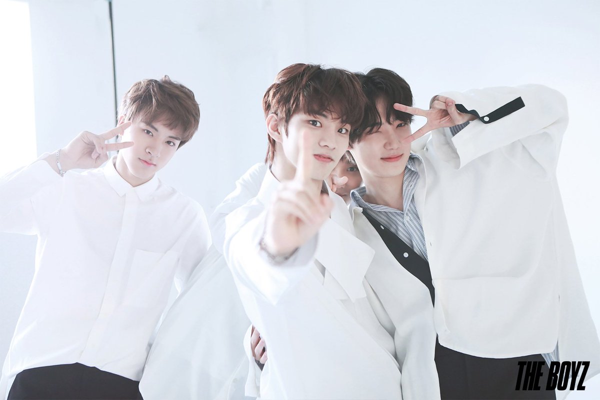 officl_theboyz's tweet photo. 'THE FIRST' FRESH ver. 자켓 촬영현장 스케치 이미지 https://t.co/A83B7aAo7u https://t.co/YXWClSk1jT