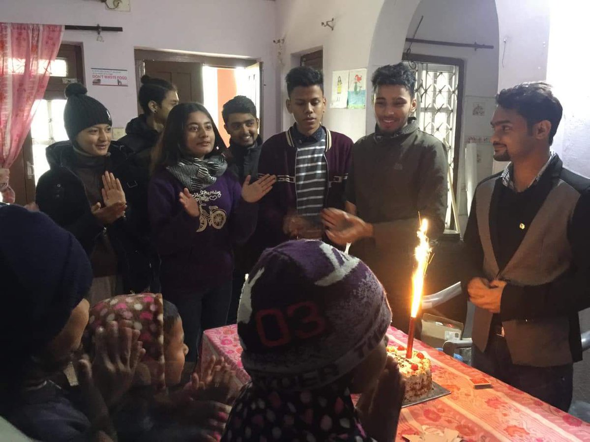 BrokenWings2121's tweet photo. Birthday Celeberation With Orphans.
Let Them Feel They Are not alone .We Are With Them.
#Leo_Club https://t.co/d7XypkosKo