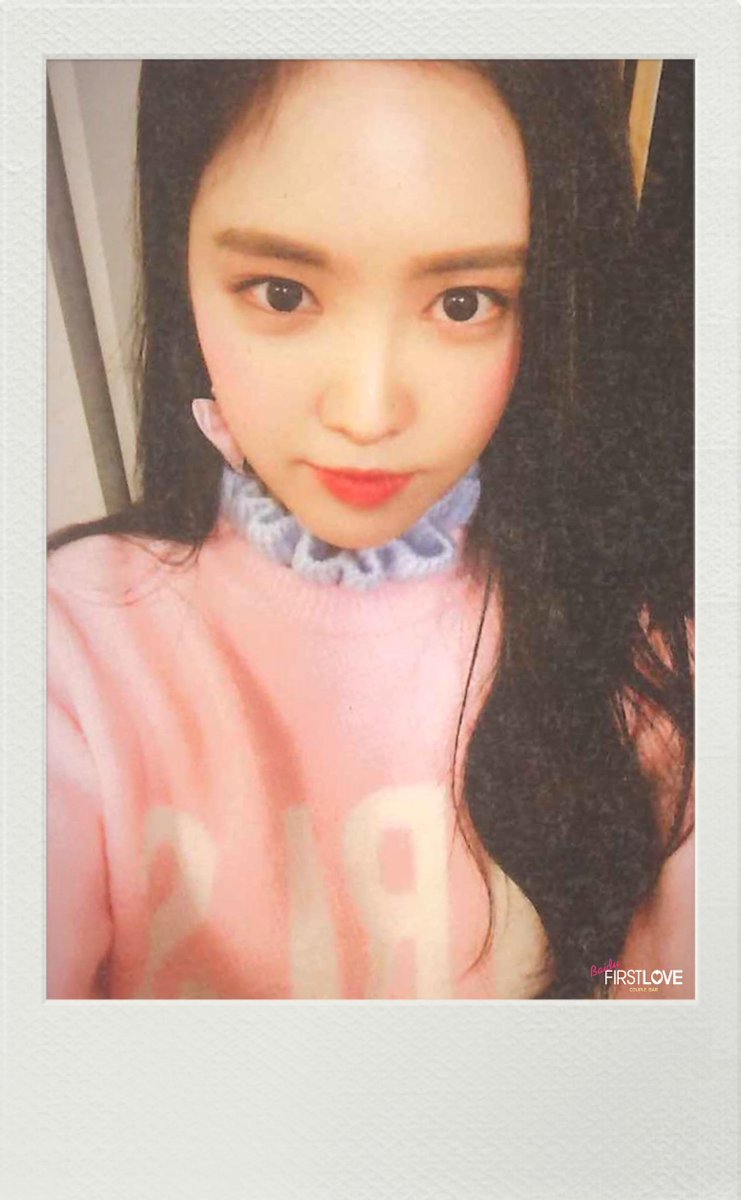 FirstloveCP_Bar's tweet photo. 【HD SCAN】#Apink #에이핑크 SEASON'S GREETING 2018 [Soul Mate] #NAEUN #손나은 💕《No Edit / Remove Logo》 https://t.co/bWV4nHUEY8
