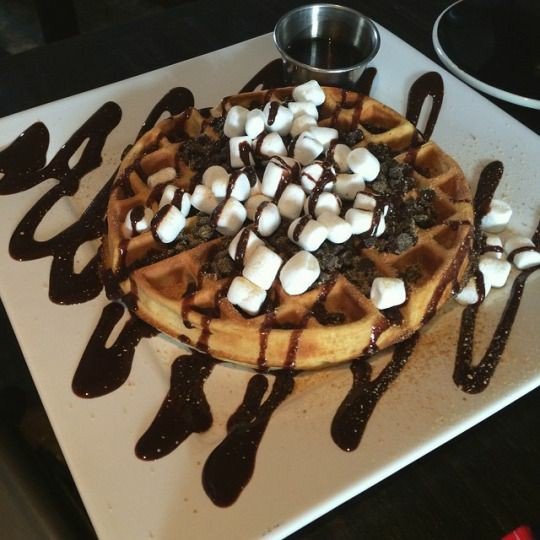 Enana... Feliz Navidad, @H0LYFEYRE