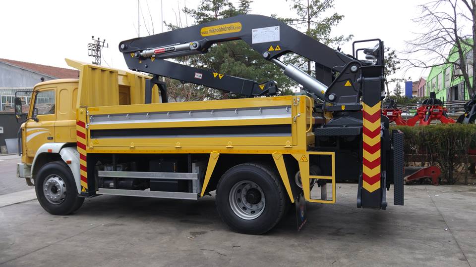 MikronHidrolik's tweet image. Tomruk Vinci / Timber Crane
#tomruk #ormancılık #tomrukvinci #tomrukçekme #timber #timbercrane #forestry #timberhandling #logging #loglift #vinç #mobilvinç #tomrukkapma  #timberindustry #forstmachinen #krane #grue #grua #kraan #kran #кран #манипулятор #лесовоз #захваты #лес