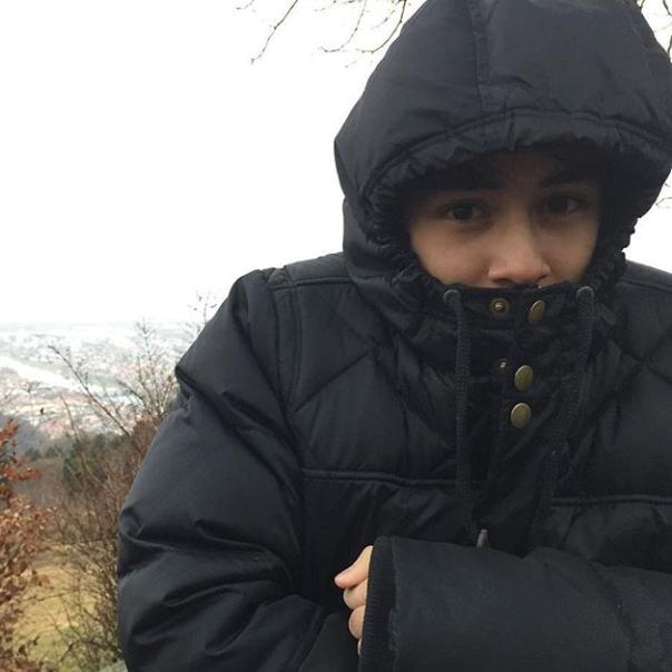 flyer_chavz's tweet photo. Edward's 2016-2017's holidays in Germany.Ang laki ng diperensya di ba?

@maymayentrata07 &amp; @Barber_Edward_
MAYWARD AS COPPLE https://t.co/fjhutiMvXG