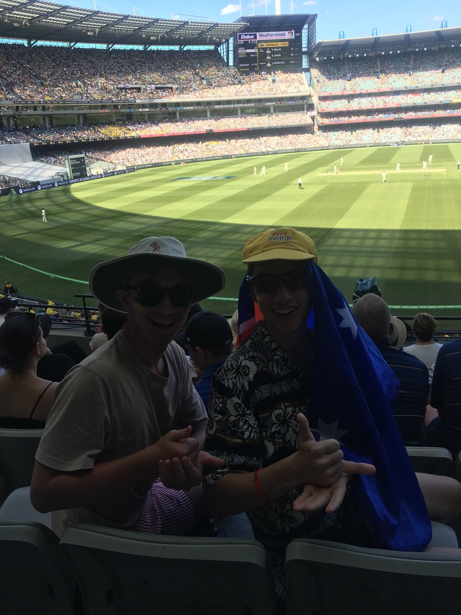 TerraceCricket's tweet photo. Lucky winners of the @TerraceCricket raffle of #Ashes2017 tickets College VC of 2017 Jack Kimmins &amp; Bill Bingham enjoying the atmosphere that only a Boxing Day Test can provide #bucketlist #Ashes #Melbourne #urnreturned #AUSvENG 🔴⚫️🏏🇦🇺🇬🇧👌 https://t.co/xryBZB6JUz