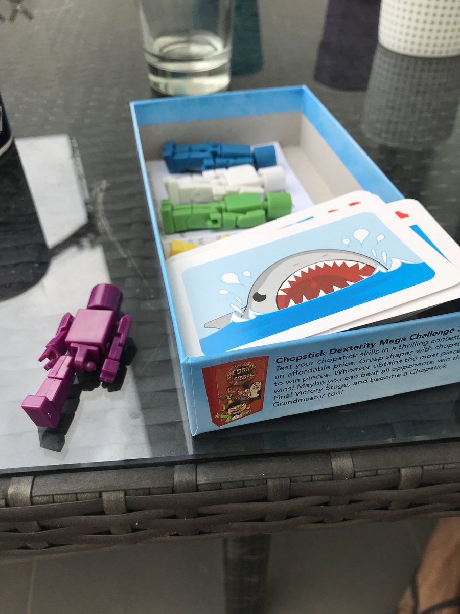 ceedsceedee's tweet image. Hi @maydaygames I received Get Bit for Xmas and love the game, but when I opened the box my purple robot was missing a limb