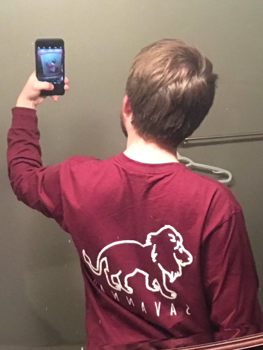defensive_basti's tweet photo. Super excited about my awesome @ShopSavannah shirt! https://t.co/gOt0VVH9iR