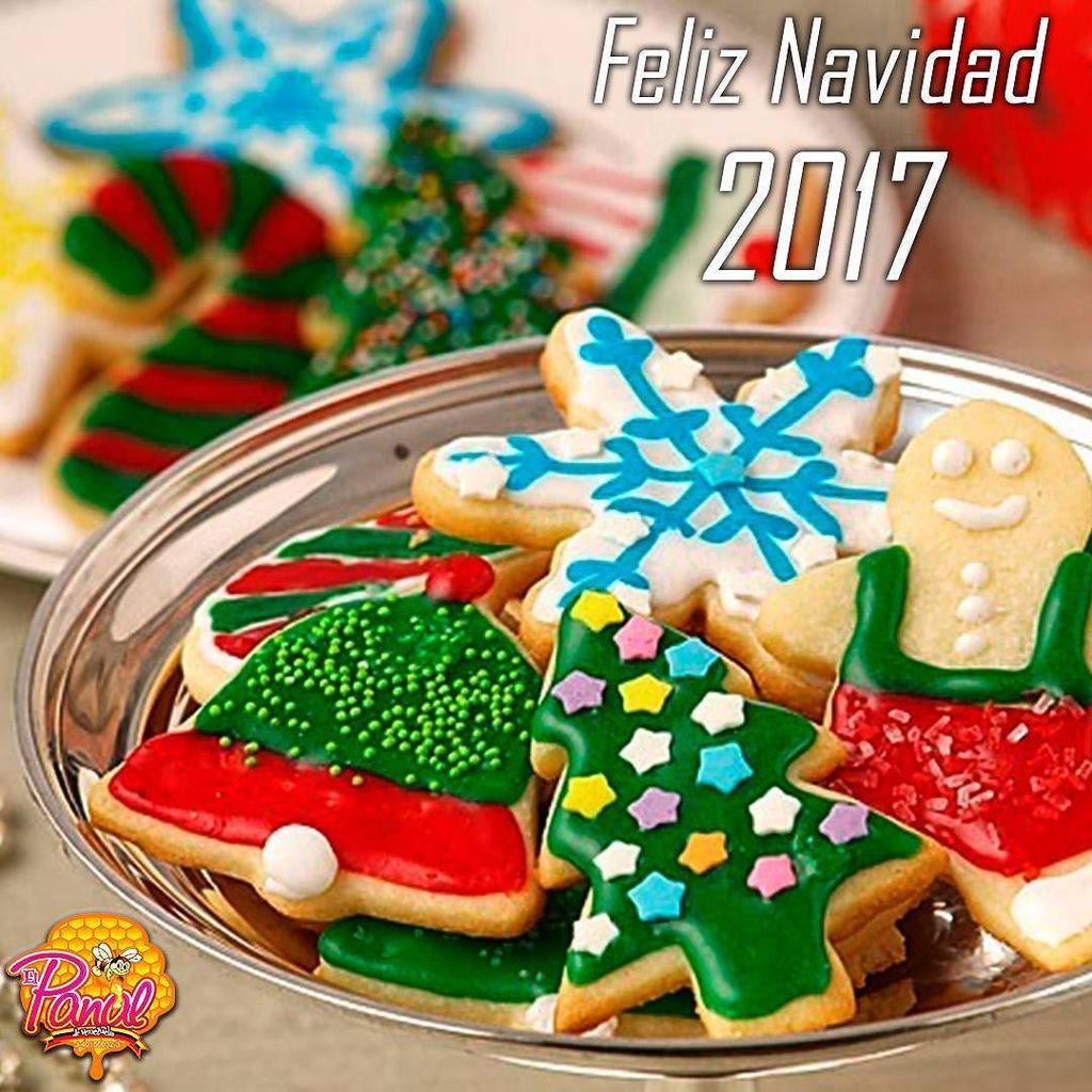 elpanaldev's tweet photo. ¡Feliz Navidad 2017!🌲⛄🌠
.
.
#merrychristmas #navidad #feliznavidad #ciudadbolivar #venezuela #picofthday #familia https://t.co/K4mDwMJhSK https://t.co/xG7zKJykak