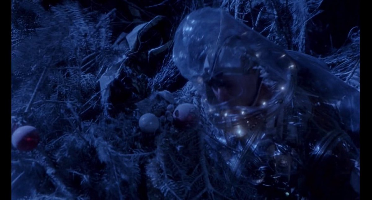FilmTweakers's tweet photo. Film #Xmas Trees Tweaked. 12 MONKEYS, A https://t.co/zUh0Be4XcP