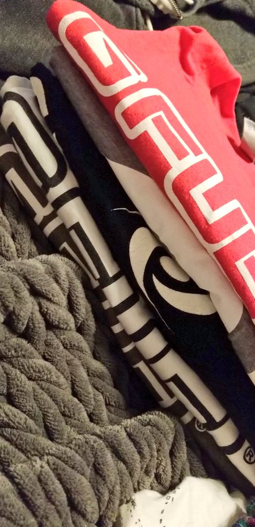 ohlaurennichole's tweet photo. What laundry day consists of π€¦ββοΈ #notevendone https://t.co/7WbPS60tvl