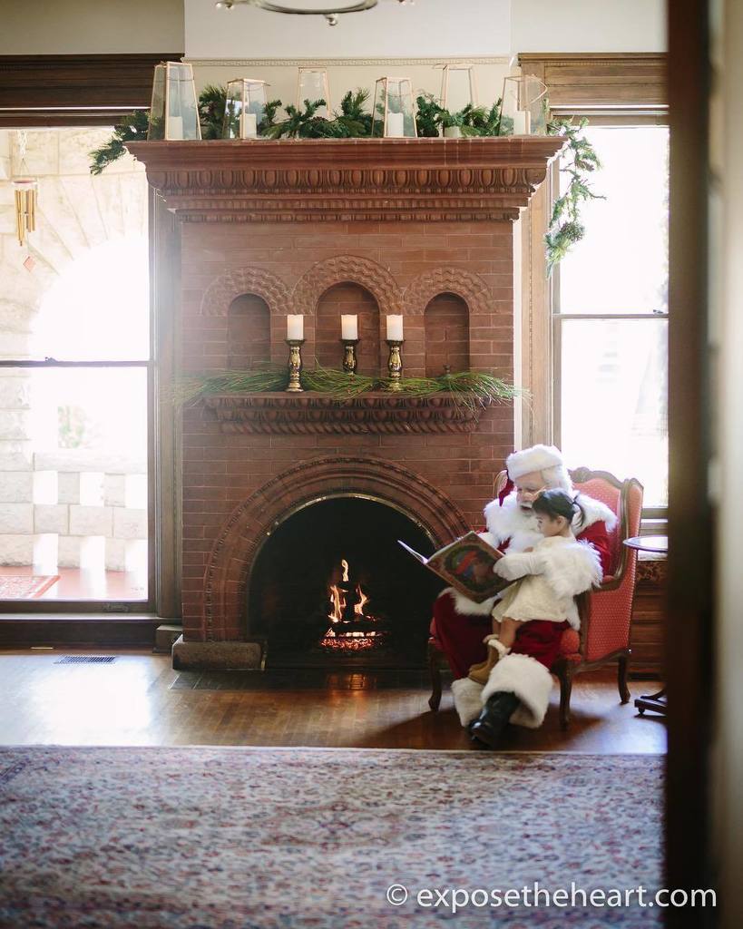exposetheheart's tweet photo. Santa reading The Night Before Christmas to our little girl. .
.
.
.
.
#sanantoniophotographer #sanantoniophotography #exposetheheart #clicknmoms #candidchildhood #childhoodunplugged #momtogs #momswithcameras #magicofchildhood #cameramama #pixel_kids #le… https://t.co/QC8tEUfgxl https://t.co/G6jBlXYea3